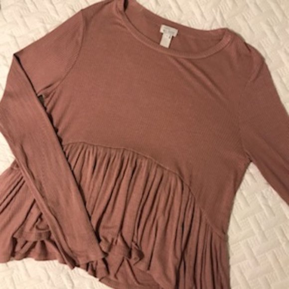 West Of Melrose Rose-Colored Top - Picture 1 of 4